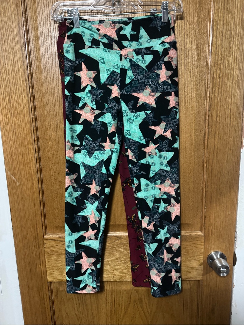 LuLaRoe Star Print Leggings - Mint, Peach & Black
